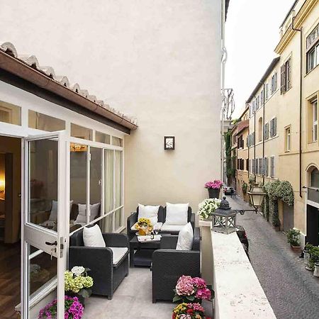 Canova Rooms In Spanish Steps Rome Exterior photo