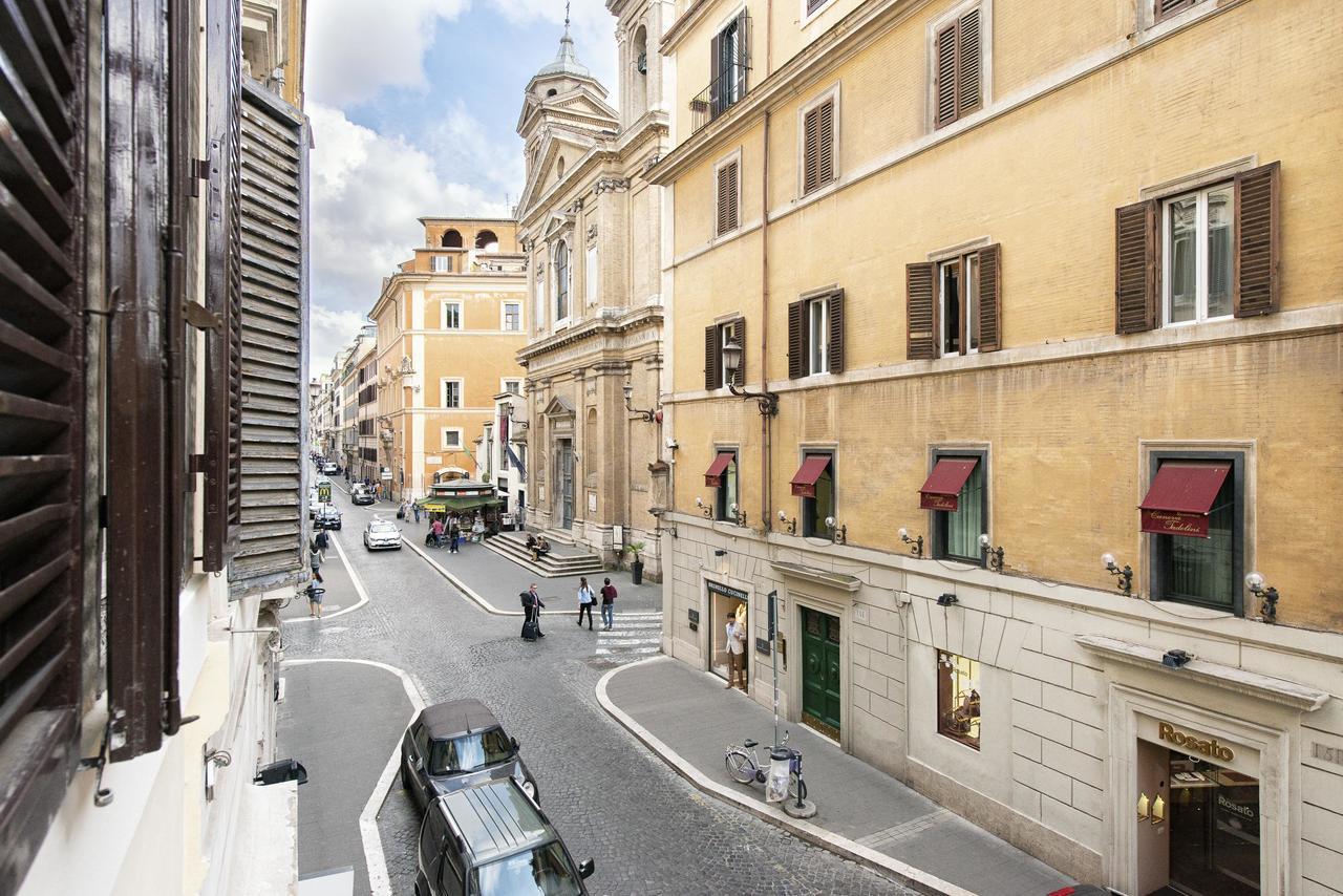 Canova Rooms In Spanish Steps Rome Exterior photo
