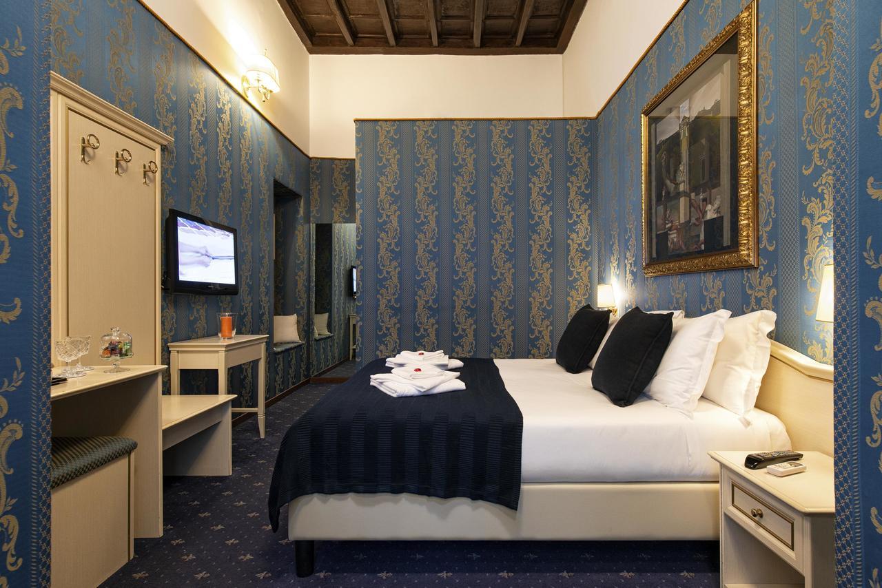 Canova Rooms In Spanish Steps Rome Exterior photo